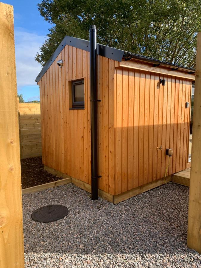River Huts, Highland River Retreat With Hot Tub Inverness Dış mekan fotoğraf
