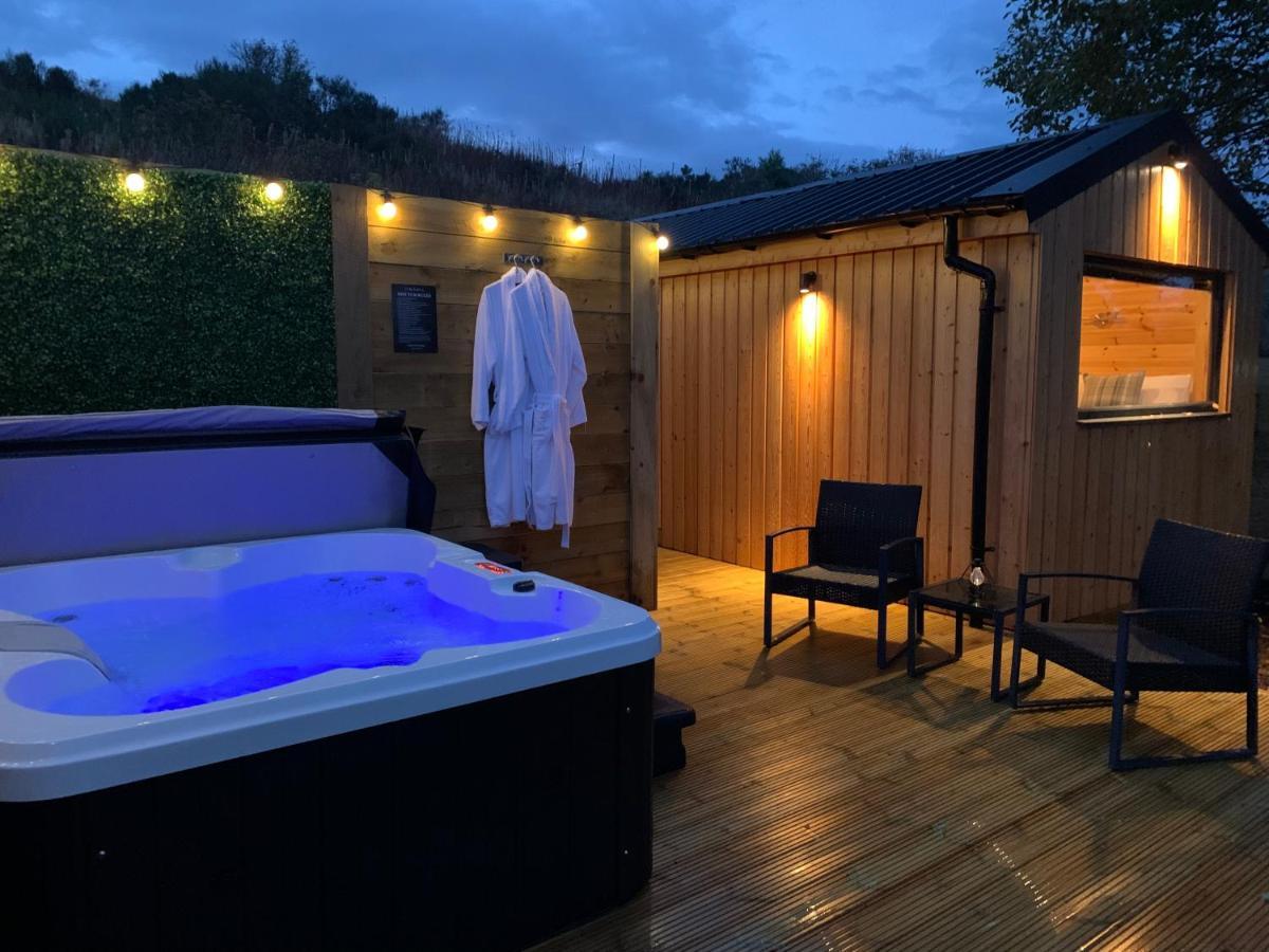 River Huts, Highland River Retreat With Hot Tub Inverness Dış mekan fotoğraf